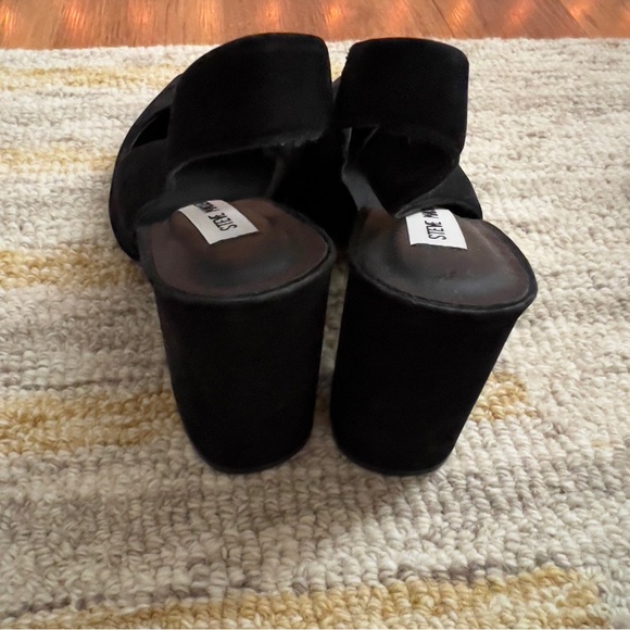 Steve Madden - Picture 5 of 7